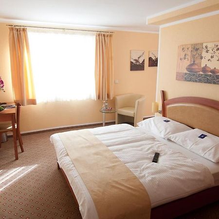 פילדרשטאט Aristo Hotel חדר תמונה