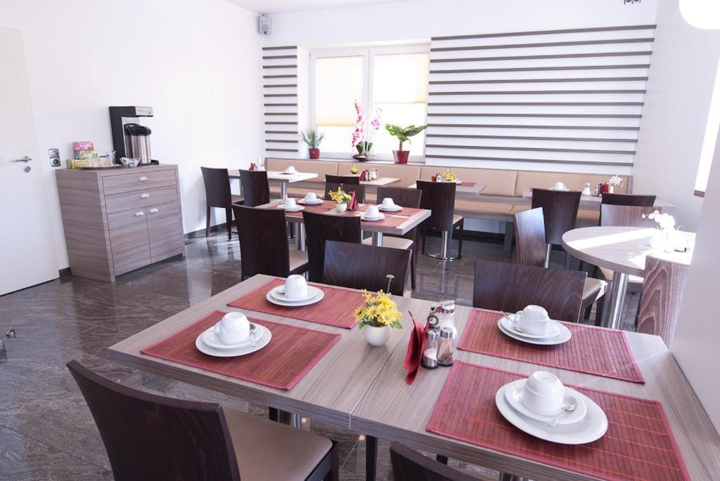 פילדרשטאט Aristo Hotel מראה חיצוני תמונה